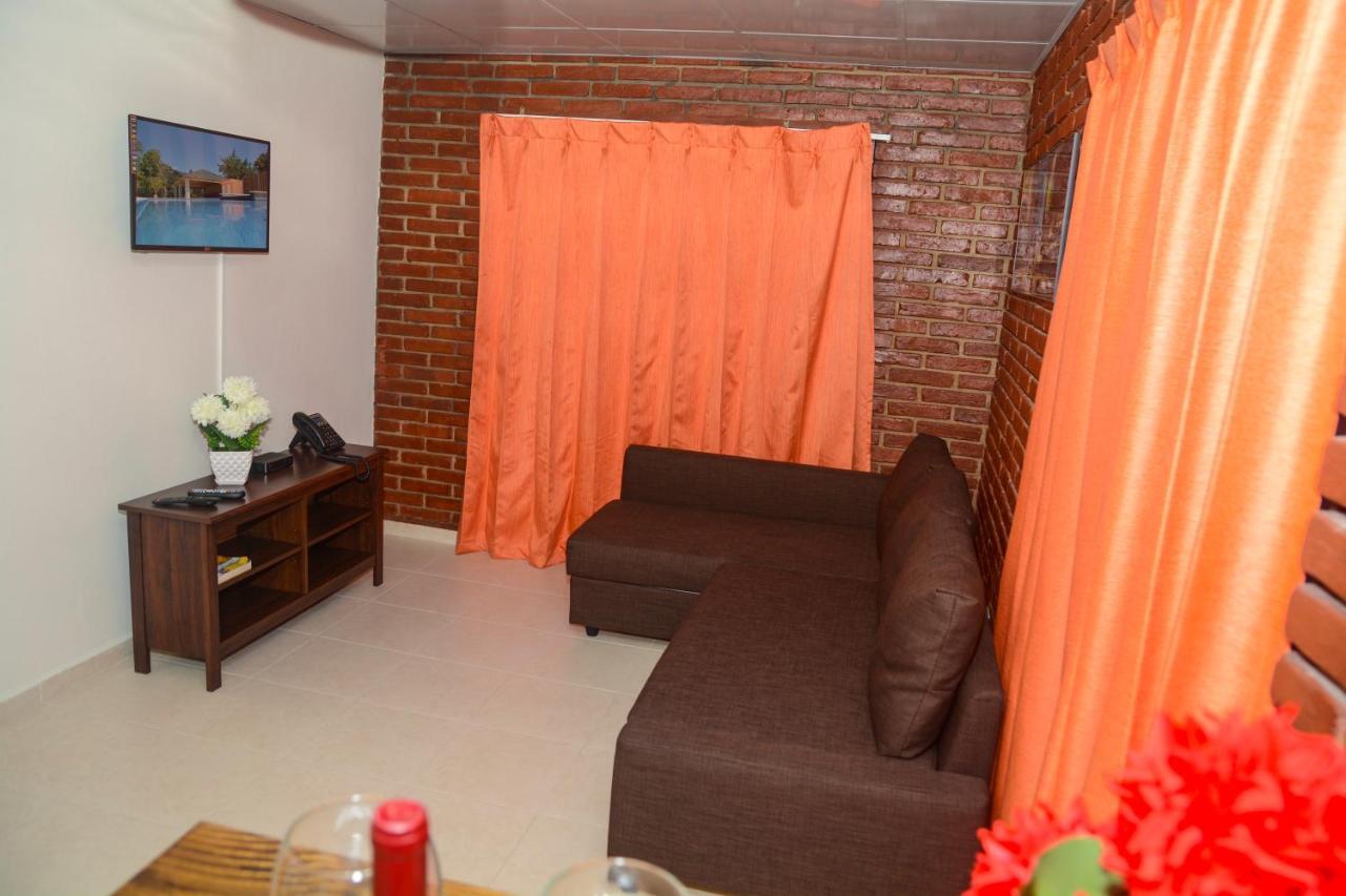 Hotel Jaraba Jarabacoa Ngoại thất bức ảnh